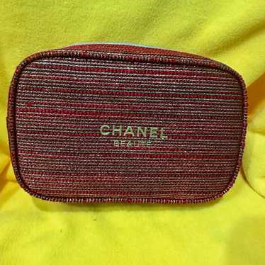 Chanel Makeup Cosmetics Bag Pouch Red with Gold A… - image 1