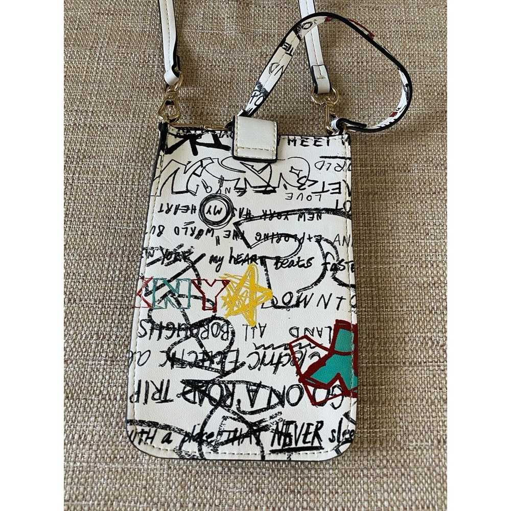 DKNY PHONE CROSSBODY BAG WHITE WITH GRAFFITI NEW … - image 1