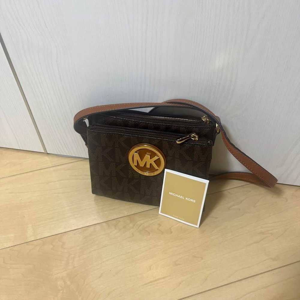 Michael Kors shoulder bag with MK pattern and log… - image 7