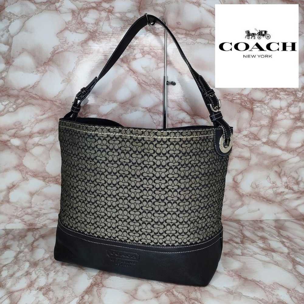 C63 COACH Signature Shoulder Bag - image 1