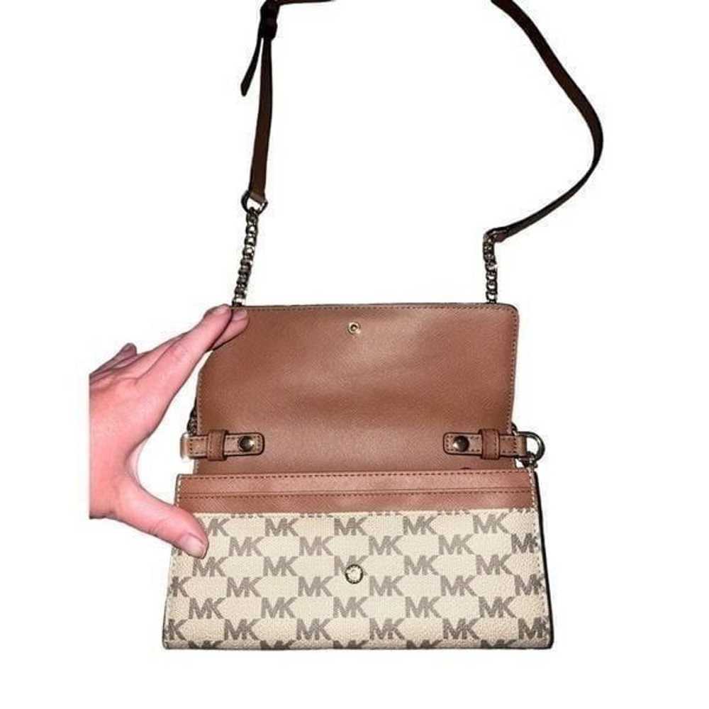 Michael Kors Jet Set Crossbody Wallet - image 4