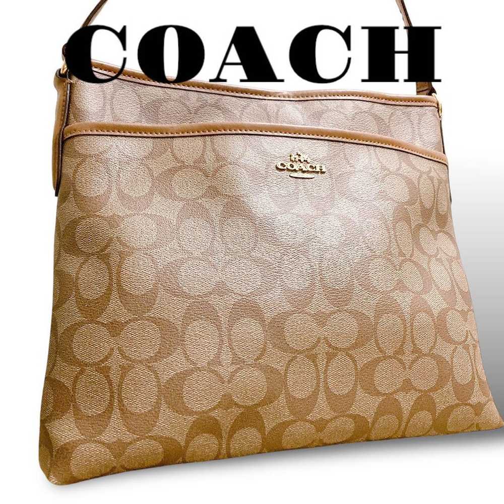 Like New Condition COACH Shoulder Bag Signature P… - image 1