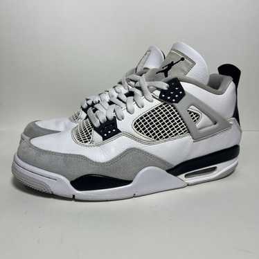 Jordan Brand Size 11 - Jordan 4 Retro Mid Militar… - image 1