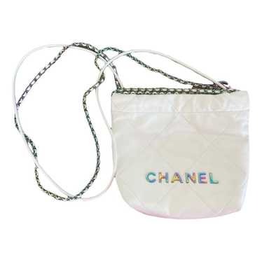 Chanel Chanel 22 leather handbag