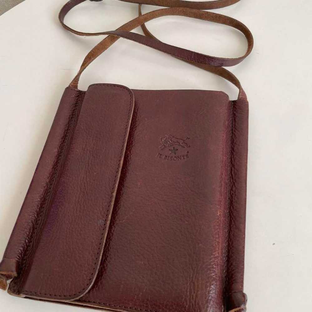 I purchased an Il Bisonte shoulder wallet in Flor… - image 2