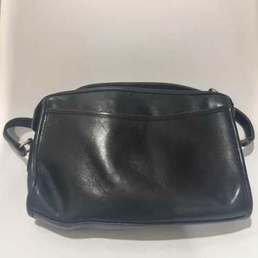 Old Coach Leather Shoulder Bag