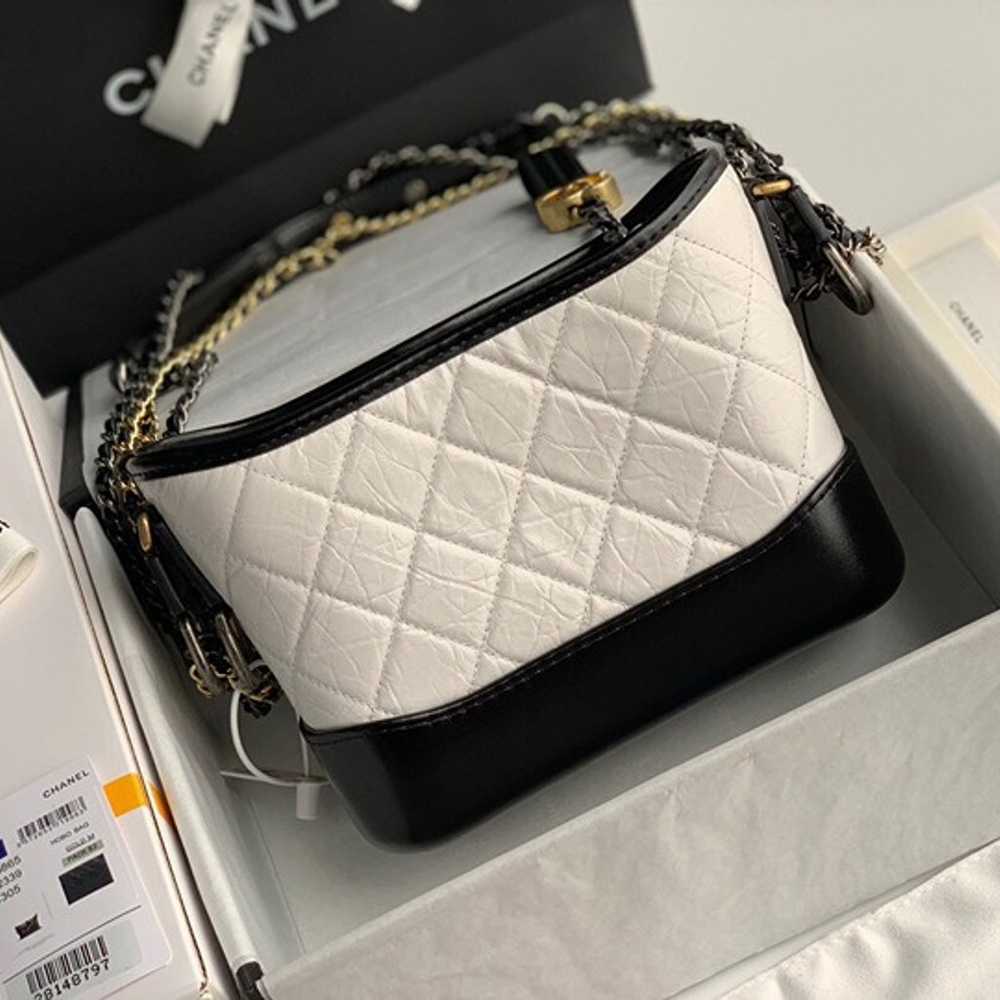 Chanel shoulder bag - image 3