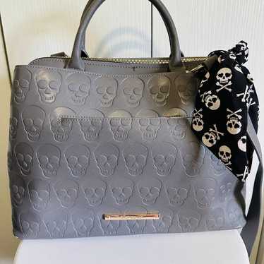 Betsey Johnson Skull Purse hotsell White Satchel Embossed Skulls Bag NWT