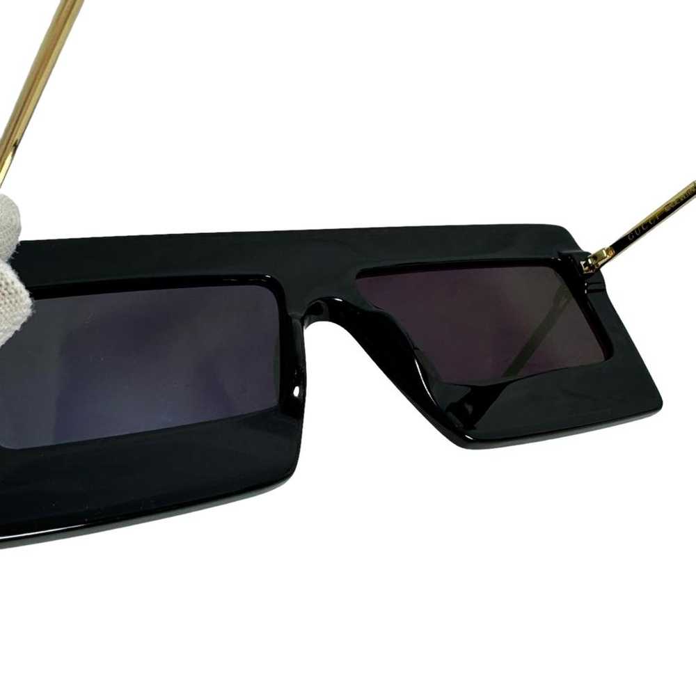 Gucci Sunglasses - image 7