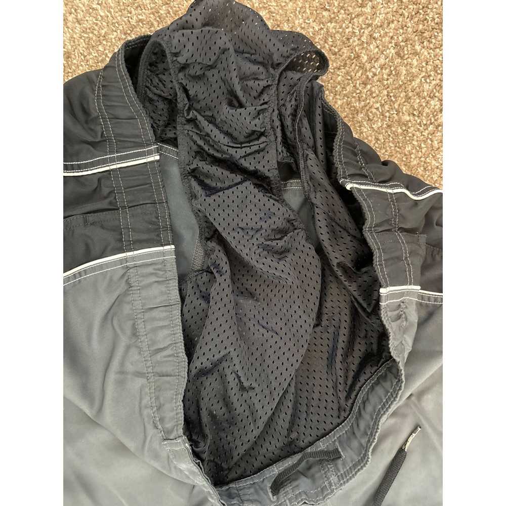 Nike VINTAGE NIKE MEN'S BLACK AND GRAY SWIM TRUNK… - image 3