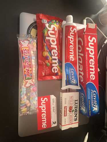 Supreme Supreme Collectibles