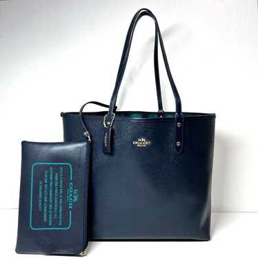 Brand new COACH bag, tote bag, reversible, navy.