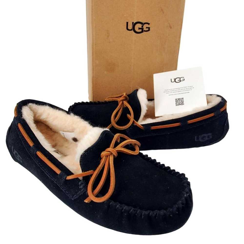 Ugg Flats - image 6