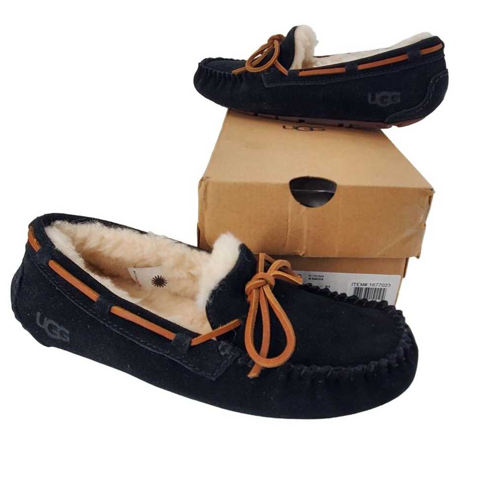 Ugg Flats - image 9