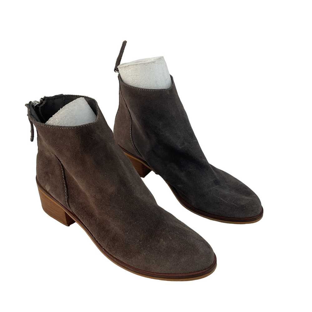 Steve Madden Brown Suede Booties Women's Size 8 P… - image 1