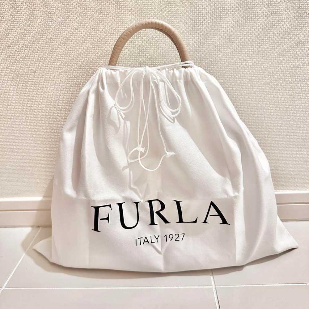 FURLA JOANN S TOTE  2way handbag shoulder bag. - image 10