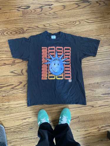 Vintage Vintage Y2K millennium t shirt