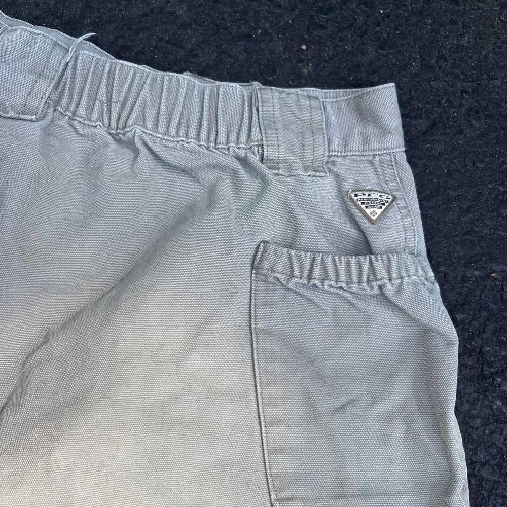 Columbia Columbia PFG Faded Cargo Shorts - image 7