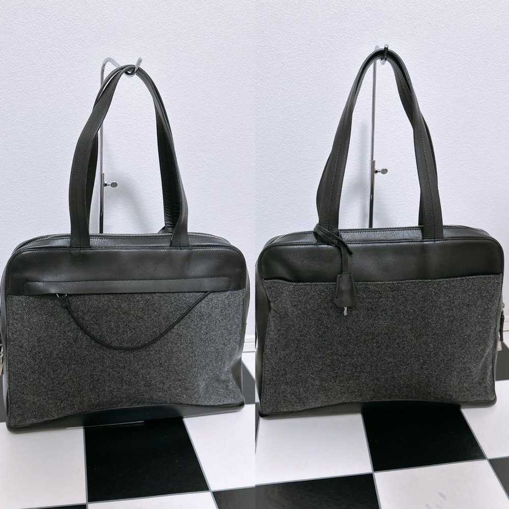 "High-quality item: PRADA handbag" - image 3