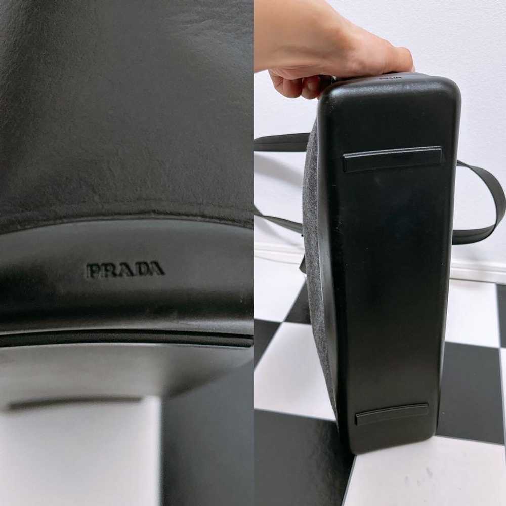 "High-quality item: PRADA handbag" - image 6