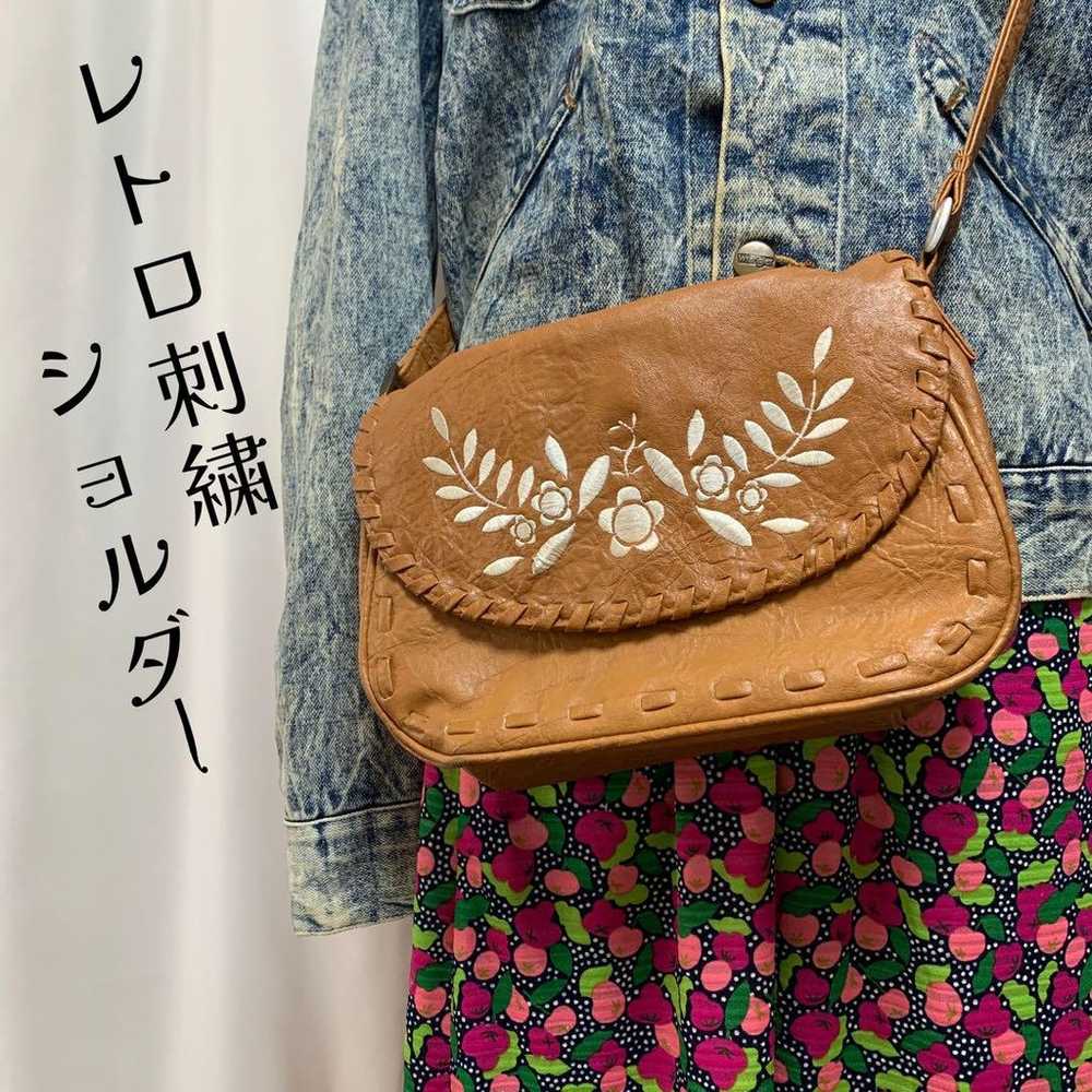 ◎ Showa Retro Shoulder Bag ◎ Brown Flower Stitch … - image 1