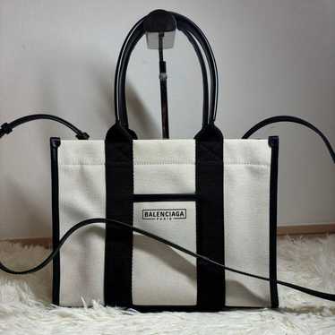 Balenciaga 2way shoulder bag handbag.