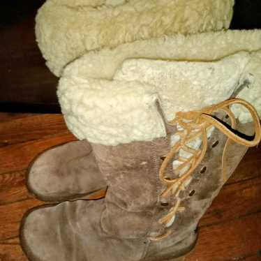 UGG Australia Brown Suede Boots