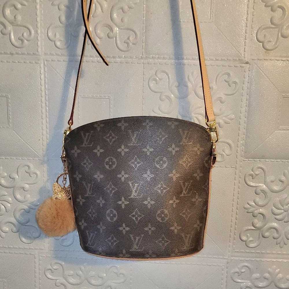 LOUIS VUITTON Drouot Monogram Canvas Shoulder Cro… - image 8