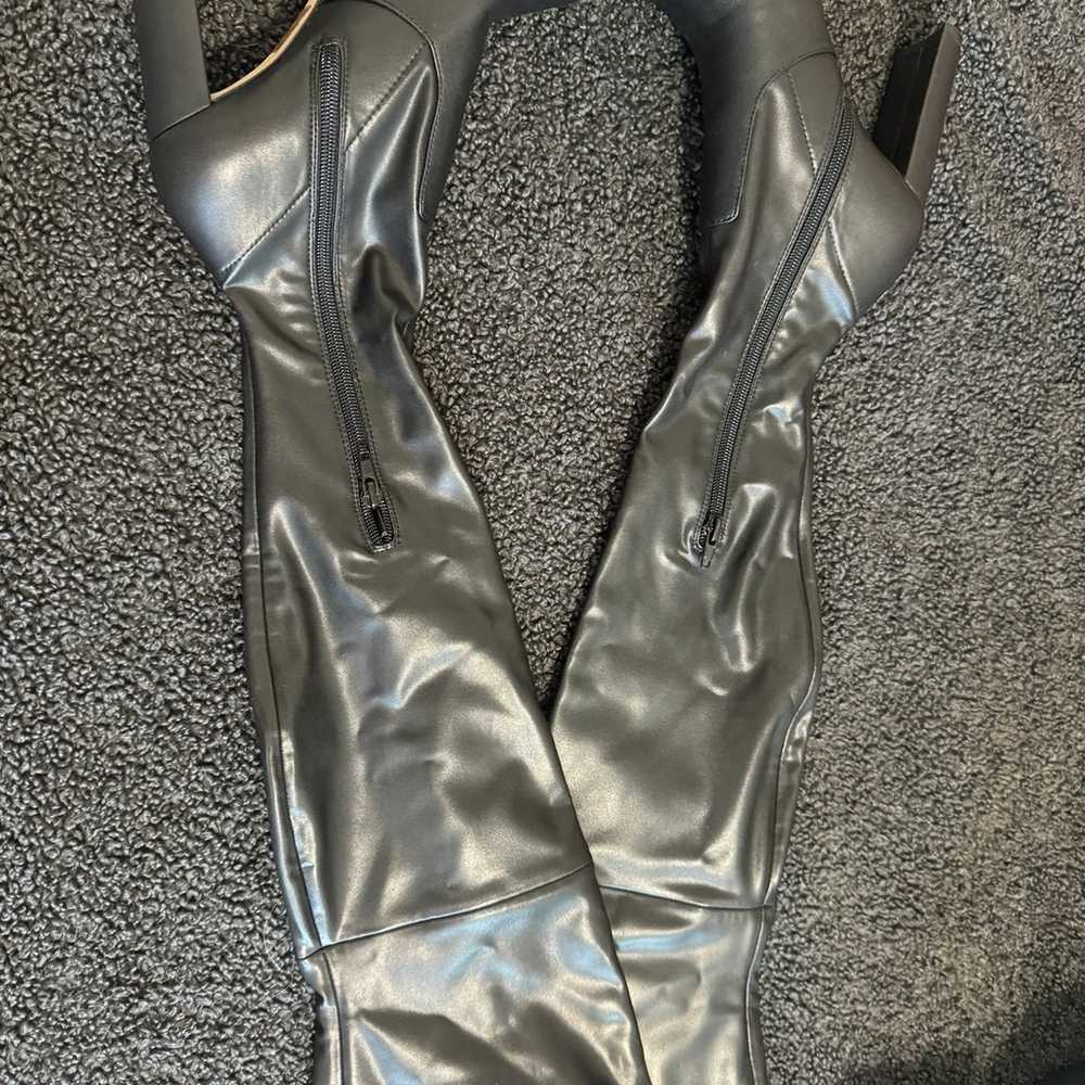 ALDO high heel leather boots size 5m - image 2