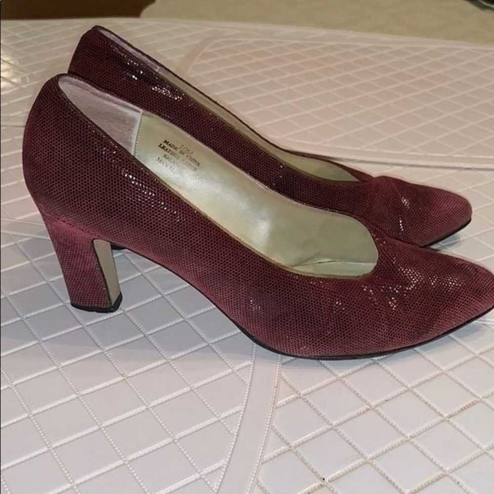 Vtg Andrew Geller "Wendy" wine colored caviar hee… - image 3