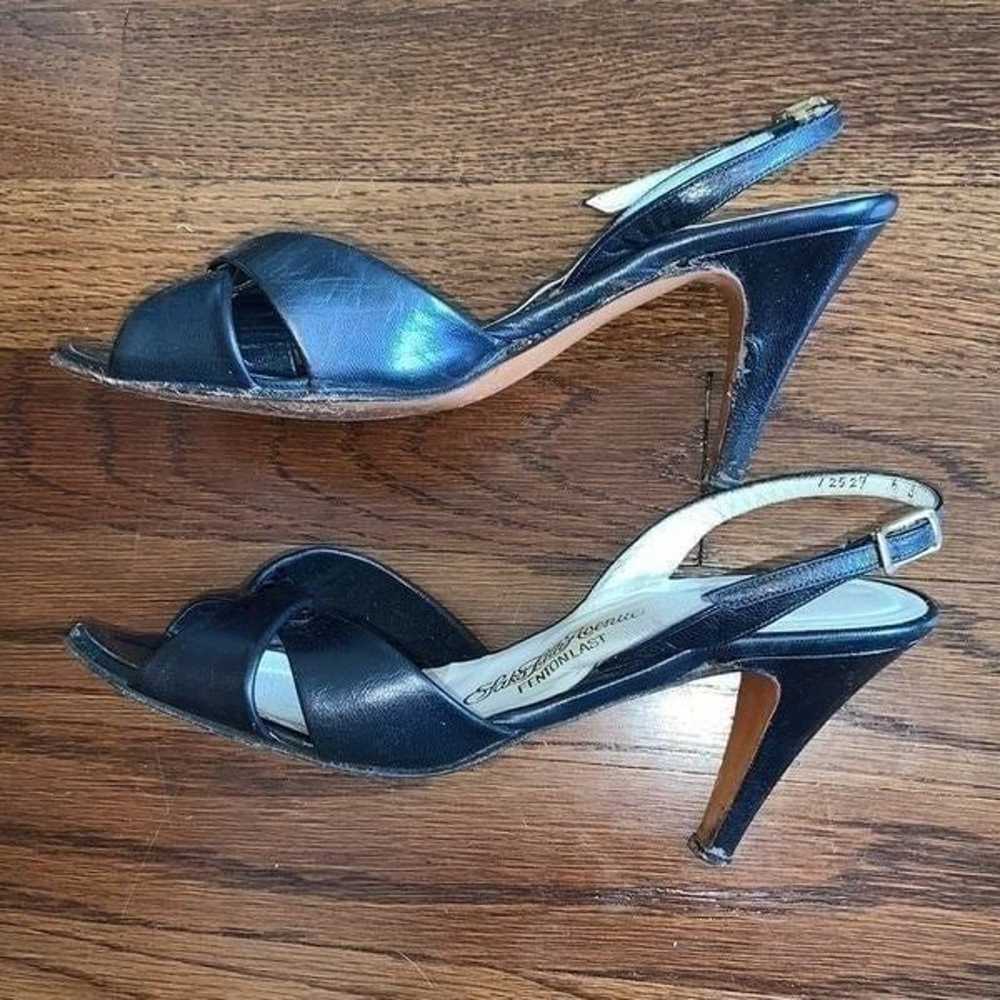 Vtg 70s Saks Fifth Avenue navy sandal heels - image 4