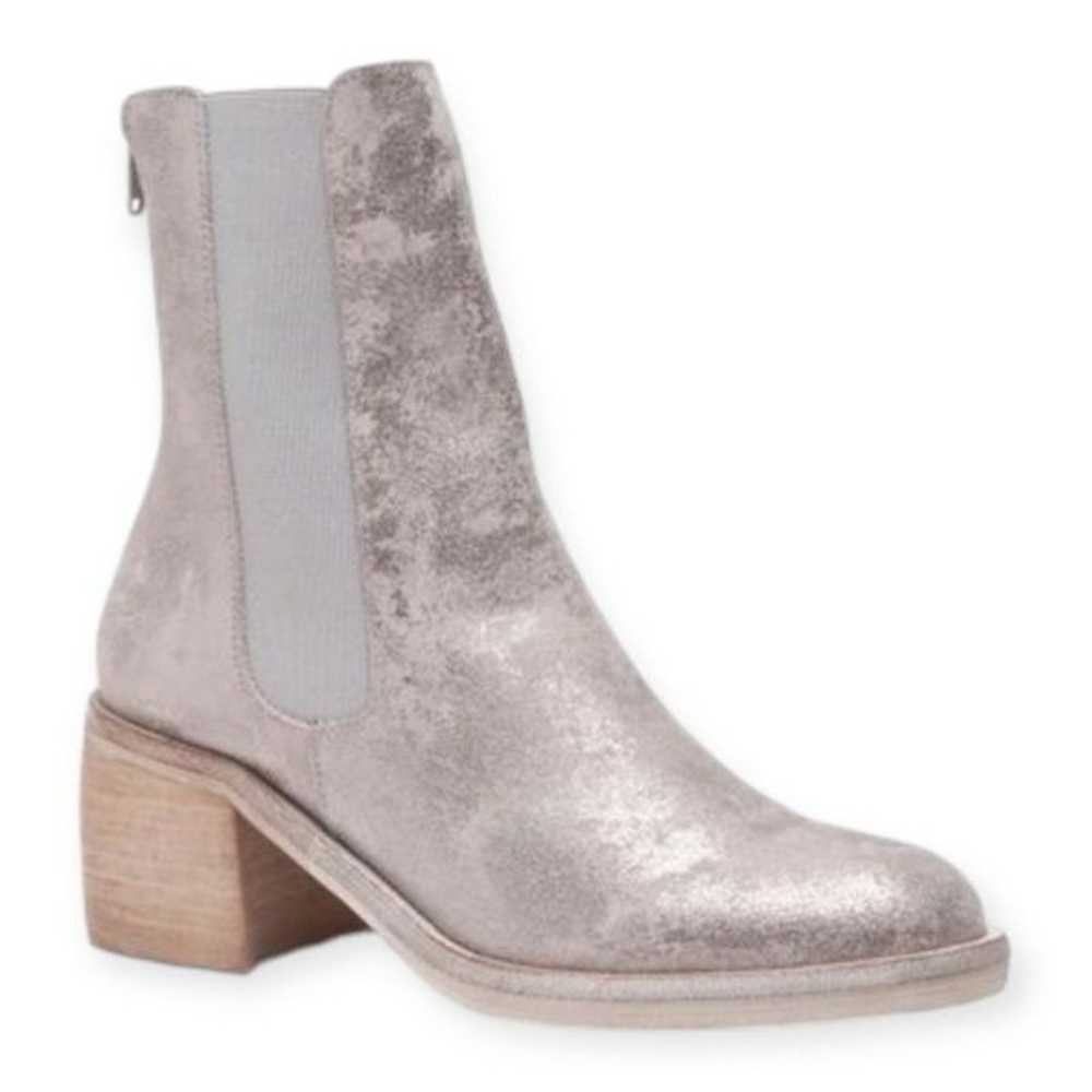 FREE PEOPLE Essential Chelsea Boot in Gunmetal Le… - image 1