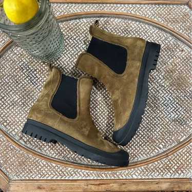 Veronica Beard Water Resistant Osana Suede Slip O… - image 1