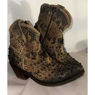 Liberty Black Studded Python Boots 8 EUC