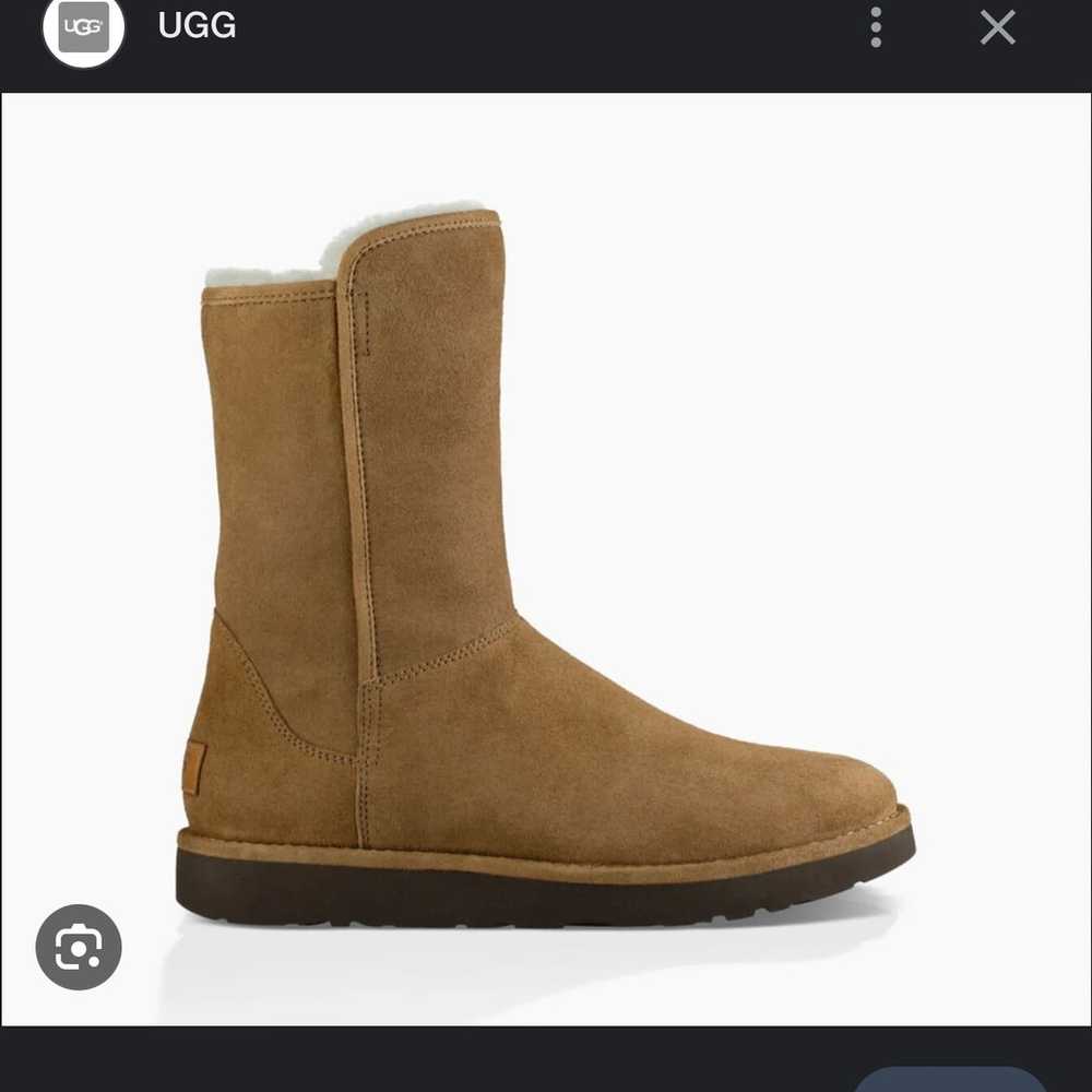 Rare - Like New UGG Women’s Aubree Sz 9 - image 3