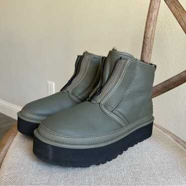 Ugg neumel platform zip