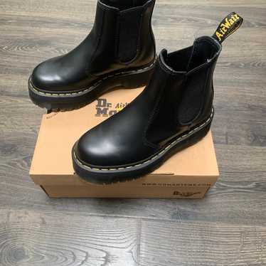 Dr.Martens 2976 Platform Chelsea Boots