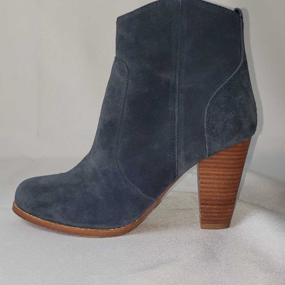 Joie booties sz 38.5 blue size 8 US - image 2