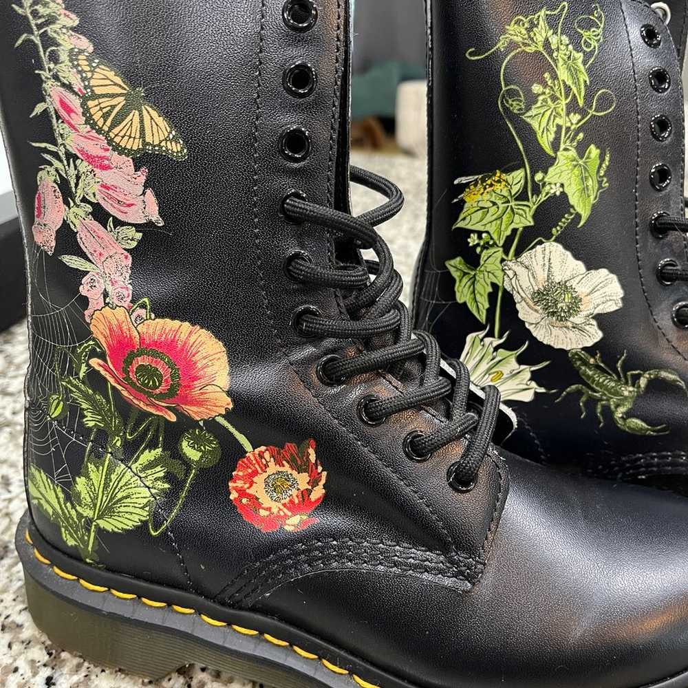 Dr. Martens 1490 Wild Botanics Boots US 7 - image 3