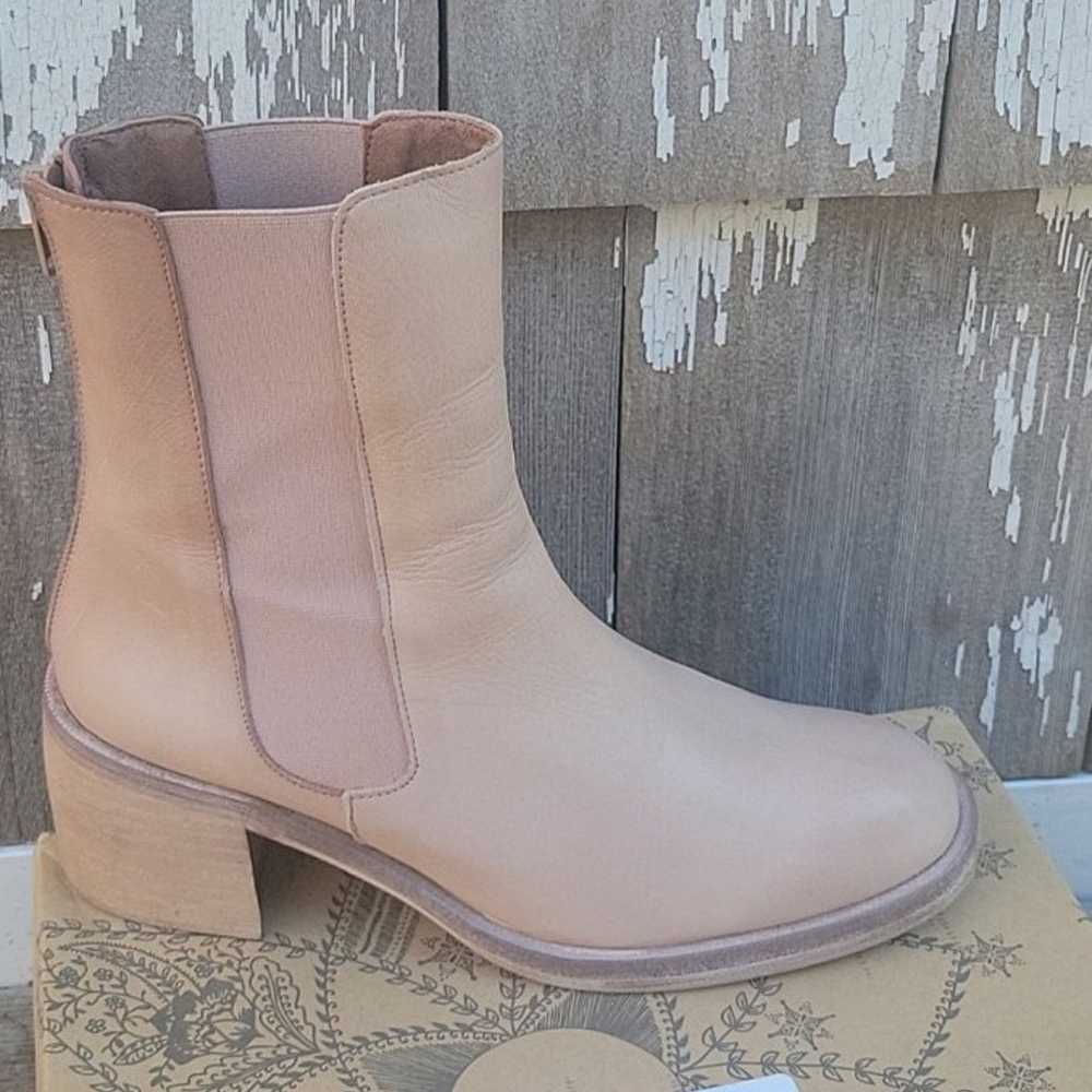 Free People chelsea boots - image 3