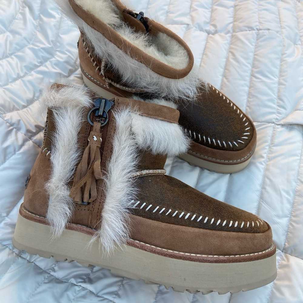 New UGG Fluff Punk Boots Size 6 - image 1