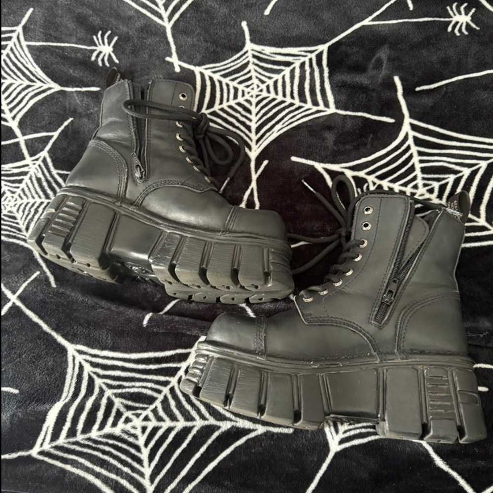 New rock knife Combat Boots - image 3