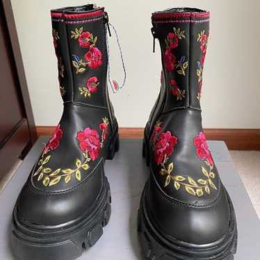 FARM RIO Women Floral Embroider Boots - NEW NWOB - image 1