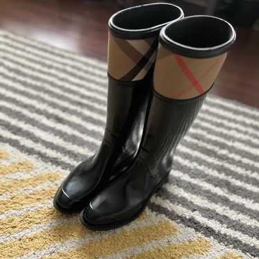 Burberry rain boots