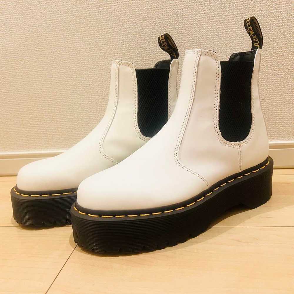 【Almost Unused】Dr. Martens Chelsea Boots Side Gor… - image 2