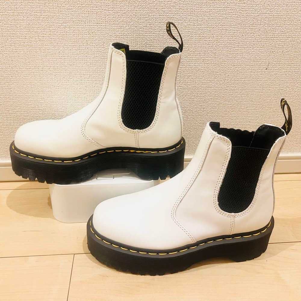 【Almost Unused】Dr. Martens Chelsea Boots Side Gor… - image 4