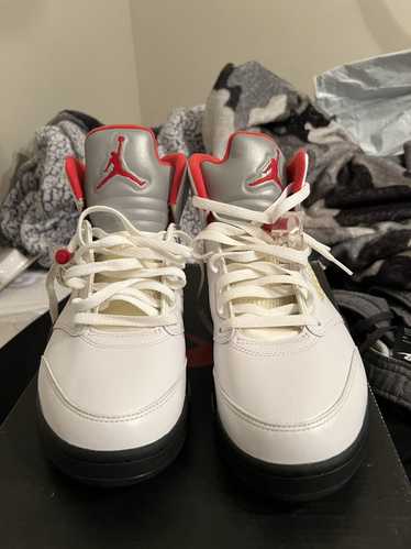 Nike × Streetwear Jordan 5 fire red