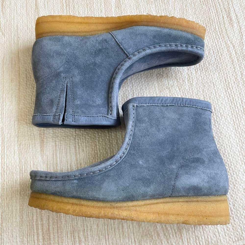 Rare item, unused UK4H Clarks Wallabee suede boot… - image 5