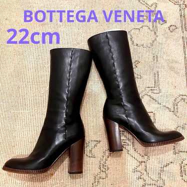 Excellent condition Bottega Veneta black long boot