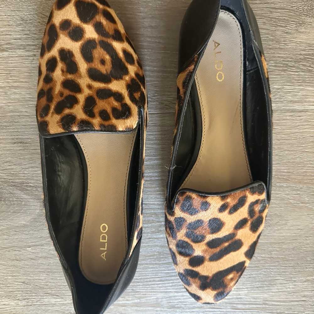 Leopard calf hair loafers sz 9 - image 4